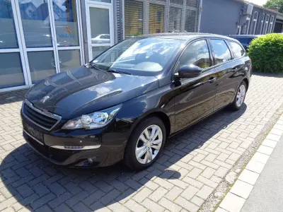 Gebraucht Peugeot 308 SW Active 131 PS (96 kW) 2016 Schwarz Kombi