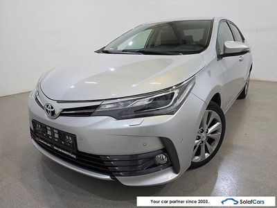Usata Toyota Corolla Lounge 132 CV (97 kW) 2016 Grigio Berlina