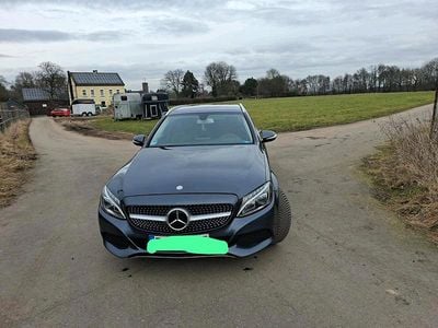 Grau Gebraucht 2015 Mercedes C250 Kombi | 15.000 € (Fairer Preis)