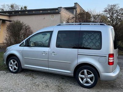 Gebraucht VW Caddy Edition 105 PS (77 kW) 2015 Silber Van / Kleinbus