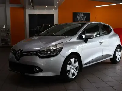 Gebraucht Renault Clio IV Dynamique 90 PS (66 kW) 2014 Grau Limousine