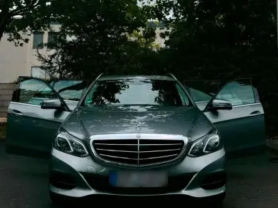 Gebraucht Mercedes E350 252 PS (185 kW) 2013 Grau Kombi