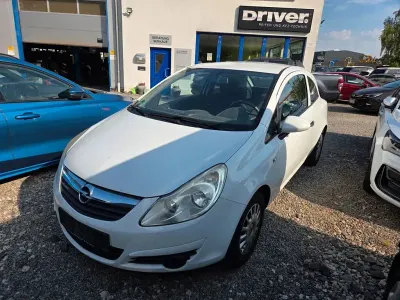 Gebraucht Opel Corsa Selection 80 PS (58 kW) 2009 Weiß Kleinwagen