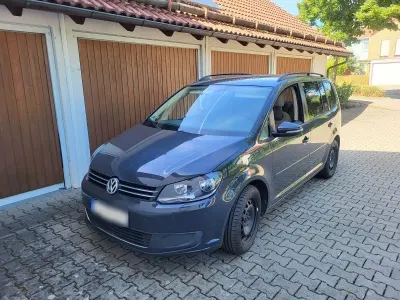 Gebraucht VW Touran 140 PS (102 kW) 2014 Grau Van / Kleinbus