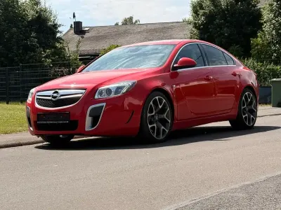 Gebraucht Opel Insignia OPC 325 PS (239 kW) 2011 Rot Limousine