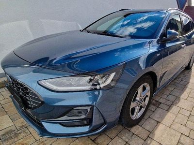 Gebraucht Ford Focus ST-Line 155 PS (114 kW) 2022 Blau Kombi