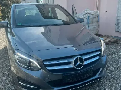 Brugt Mercedes B180 122 HK (89 kW) 2017 Grå MPV