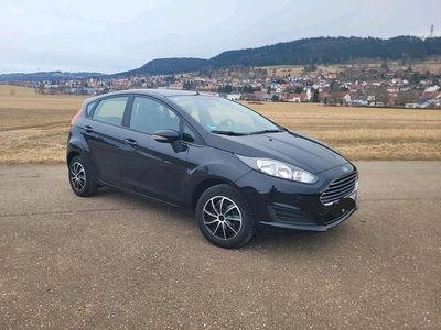 Gebraucht Ford Fiesta 101 PS (74 kW) 2014 Schwarz Kleinwagen