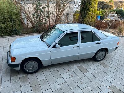 Gebraucht Mercedes 190 109 PS (80 kW) 1993 Weiß Limousine