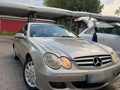 Gebraucht Mercedes CLK220 136 PS (100 kW) 2006 Coupé