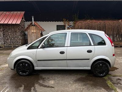 Gebraucht Opel Meriva 101 PS (74 kW) 2004 Silber Van / Kleinbus