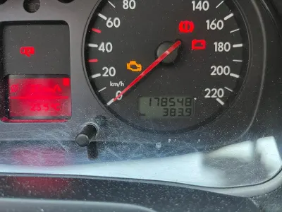 Gebraucht VW Golf IV 75 PS (55 kW) 2002 Silber Kleinwagen