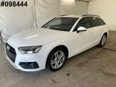 Gebraucht Audi A4 S-Line 163 PS (119 kW) 2023 Ibisweiß Kombi