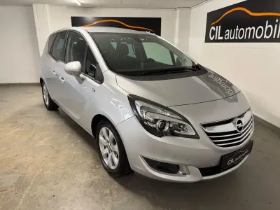 Begagnad Opel Meriva Innovation 120 HK (88 kW) 2017 Silver Minibuss