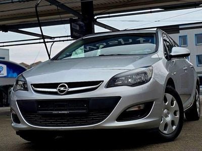 Gebraucht Opel Astra Edition 110 PS (80 kW) 2015 Silber Kombi