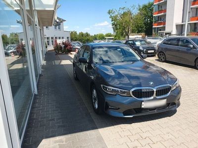 gebraucht BMW 318 i Automatik -