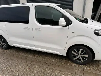 Gebraucht Toyota Proace 170 PS (125 kW) 2019 Weiß Van / Kleinbus