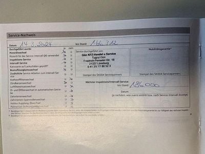 Schwarz Gebraucht 2013 Skoda Octavia Best of Kombi | 3.990 € (Superpreis)