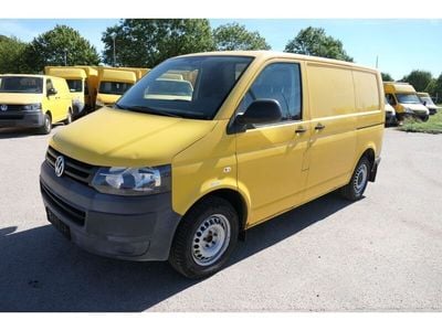 Gebraucht VW T5 84 PS (61 kW) 2010 Ginstergelb r1032 Van