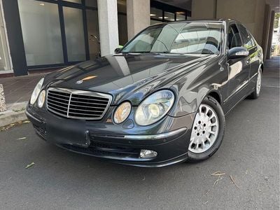 Mercedes E240