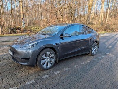 Silber Gebraucht 2023 Tesla Model Y RWD SUV | 31.900 € (Guter Preis)