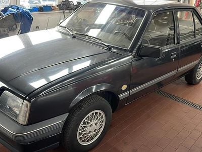 Gebraucht Opel Ascona 84 PS (61 kW) 1988 Schwarz Limousine