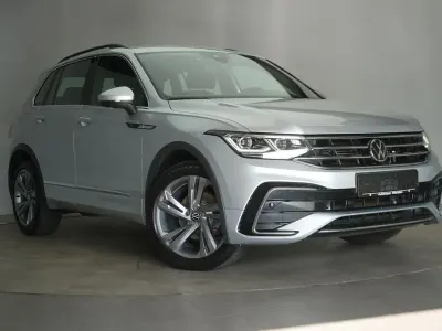Gebraucht VW Tiguan R-line 200 PS (147 kW) 2022 Silber SUV