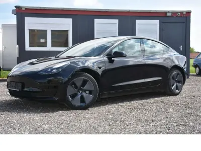 Occasion Tesla Model 3 RWD 239 kW (325 PK) 2022 Zwart Sedan