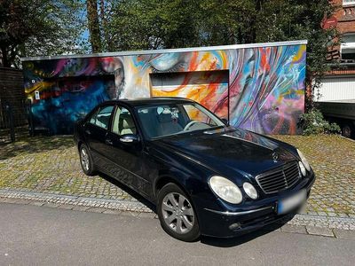 Second-hand Mercedes E280 200 CP (147 kW) 2007 Albastru Berlinǎ
