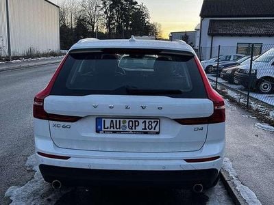 Gebraucht Volvo XC60 Momentum 190 PS (139 kW) 2018 SUV