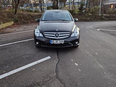 Schwarz Gebraucht 2008 Mercedes R500 Van / Kleinbus | 19.999 €