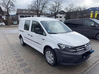Gebraucht VW Caddy Maxi 122 PS (89 kW) 2016 Weiß Van / Kleinbus