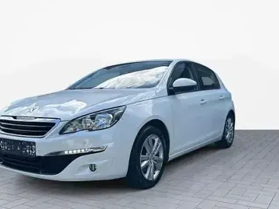Gebraucht Peugeot 308 131 PS (96 kW) 2017 Weiss Limousine