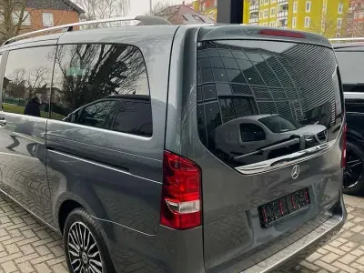 Gebraucht Mercedes V220 Edition 163 PS (119 kW) 2019 Van / Kleinbus