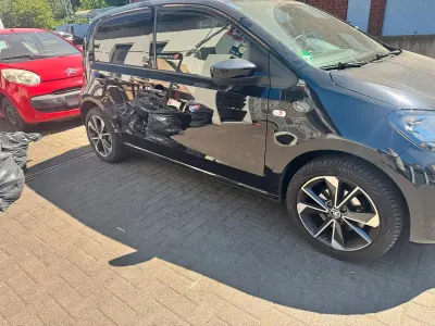 Second-hand Skoda Citigo 75 CP (55 kW) 2019 Negru Hatchback