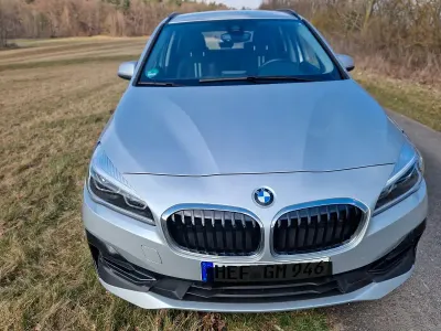 Gebraucht BMW 218 Active Tourer Sport Line 140 PS (102 kW) 2020 Silber Van / Kleinbus