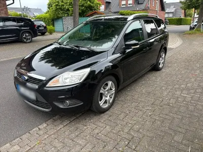 Gebraucht Ford Focus 112 PS (82 kW) 2009 Schwarz Kombi