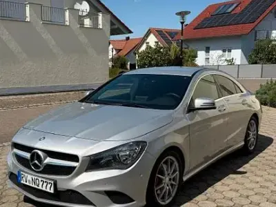 Gebraucht Mercedes CLA180 122 PS (89 kW) 2016 Silber Coupé