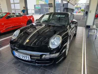 Gebraucht Porsche 911 Carrera 325 PS (239 kW) 2004 Schwarz Coupé