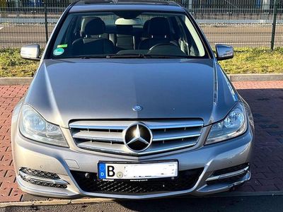 Gebraucht Mercedes C180 Avantgarde 156 PS (114 kW) 2012 Silber Limousine