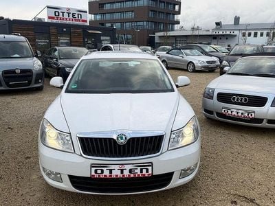 Gebraucht Skoda Octavia Ambiente 122 PS (89 kW) 2011 Weiß Kombi