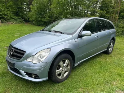 Gebraucht Mercedes R320 AMG 224 PS (164 kW) 2008 Silber Van / Kleinbus