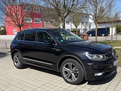 Gebraucht VW Tiguan 190 PS (139 kW) 2017 Schwarz SUV