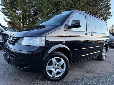 Usata VW T5 Comfortline 174 CV (127 kW) 2008 Nero Furgone