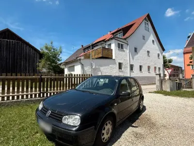 Gebraucht VW Golf IV 75 PS (55 kW) 1998 Schwarz Kleinwagen