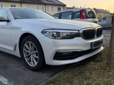 Gebraucht BMW 520 190 PS (139 kW) 2018 Weiß Limousine
