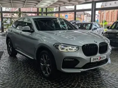 Gebraucht BMW X4 M Sport 252 PS (185 kW) 2019 Silber SUV