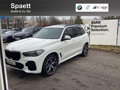 Gebraucht BMW X5 M Sport 286 PS (210 kW) 2022 Alpinweiß uni SUV
