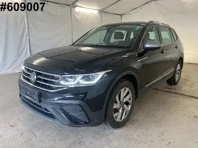 Gebraucht VW Tiguan Allspace Life 150 PS (110 kW) 2023 Deep black perleffekt SUV