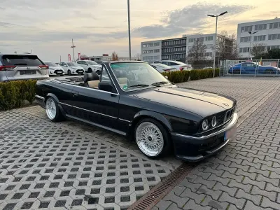 Gebraucht BMW 325 Cabriolet 171 PS (125 kW) 1986 Schwarz Cabrio